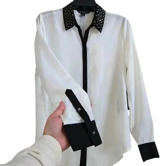 Rock & Republic Long Sleeve Blouse Size M #197 - Picture 3 of 6